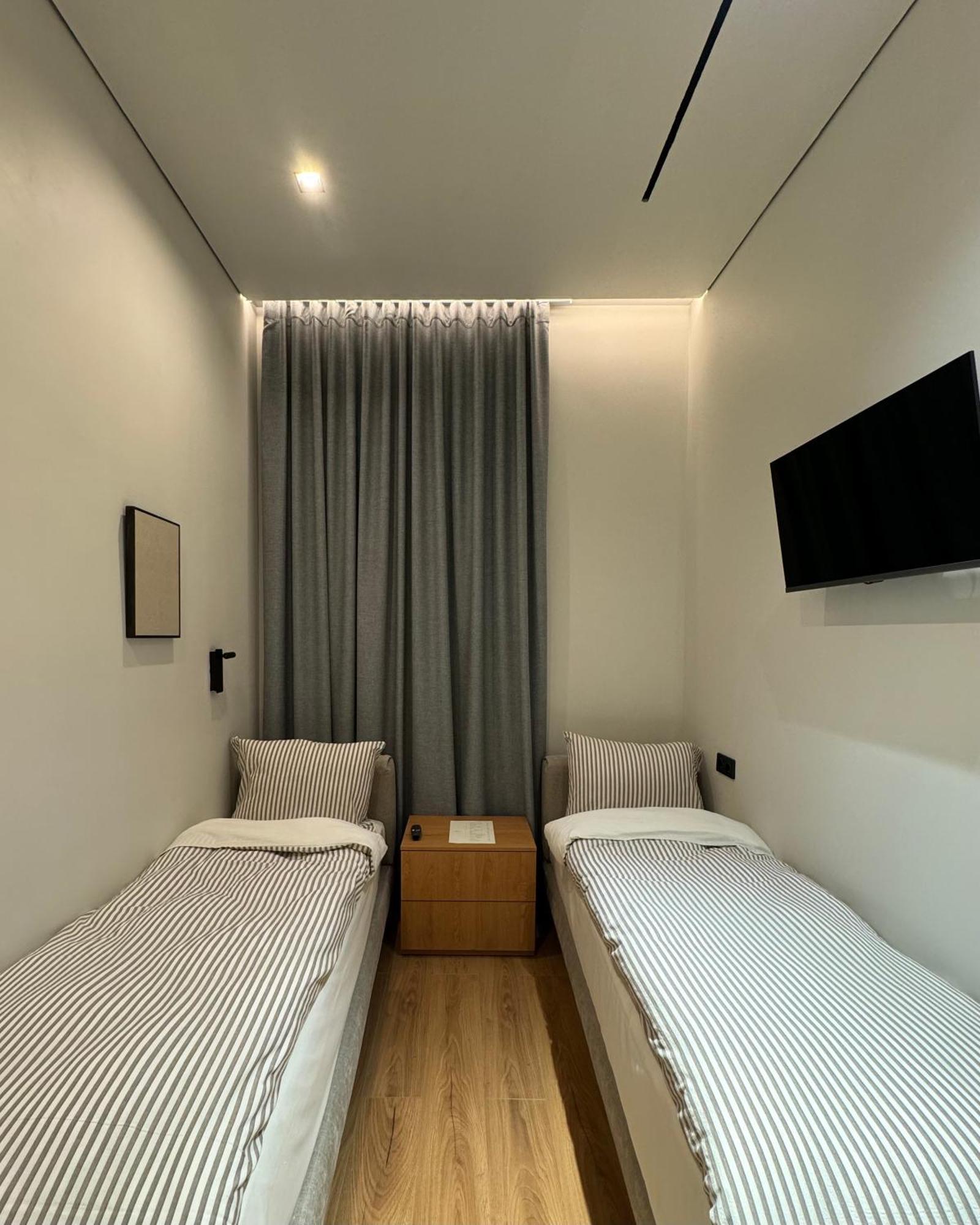 Mosh Mosh Boutique Hotel Ałma Ata Zewnętrze zdjęcie