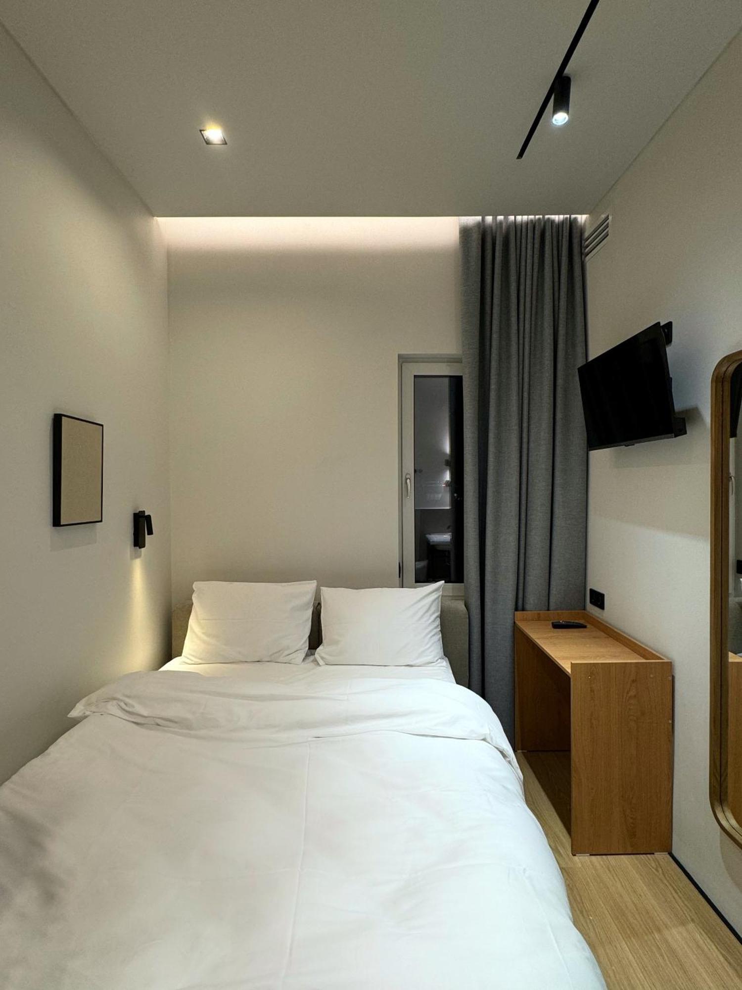 Mosh Mosh Boutique Hotel Ałma Ata Zewnętrze zdjęcie