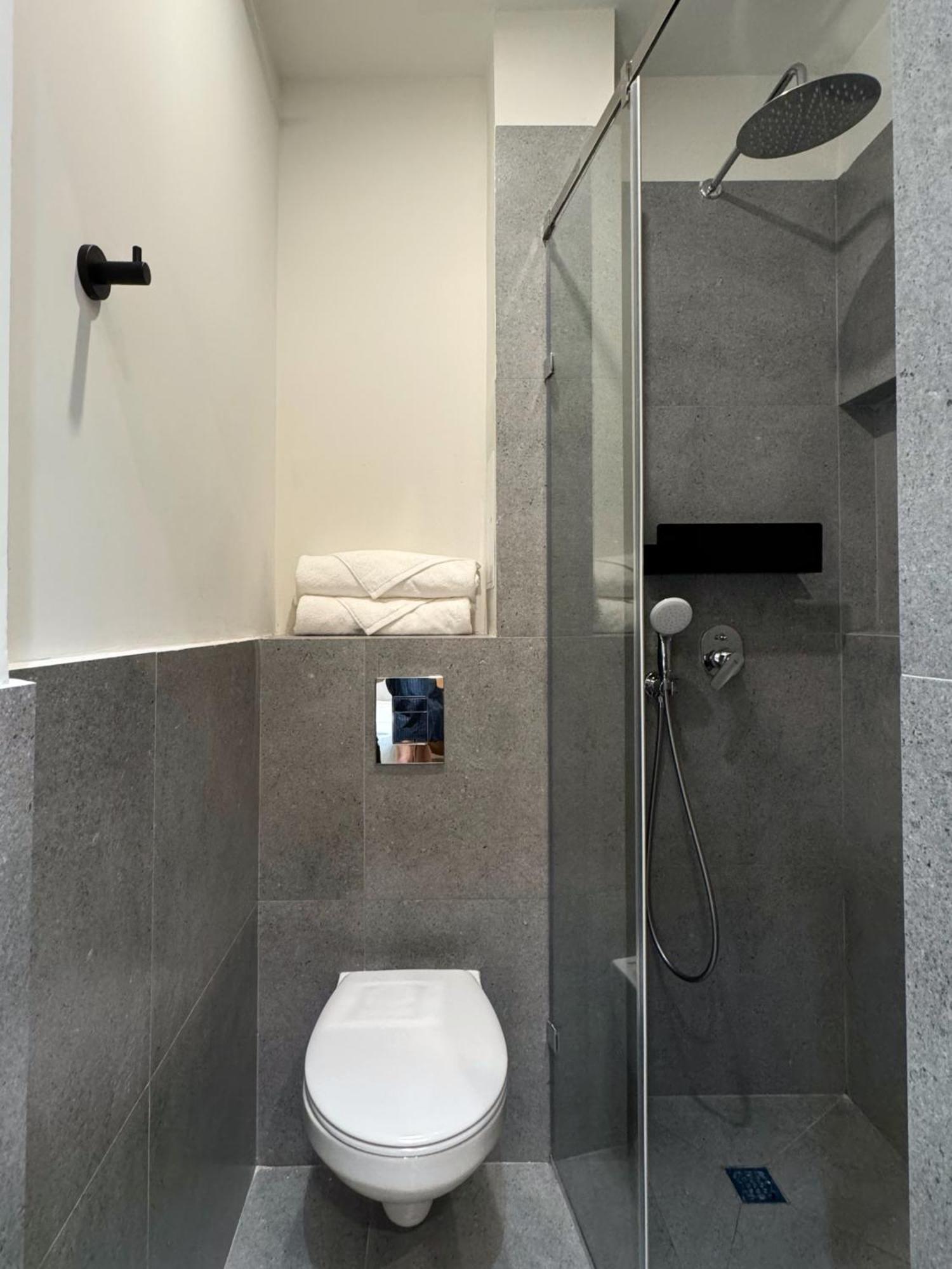 Mosh Mosh Boutique Hotel Ałma Ata Zewnętrze zdjęcie